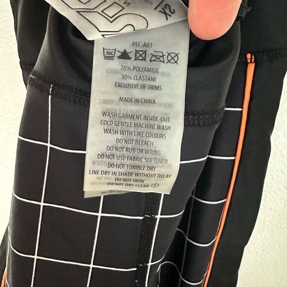P.E Nation The Hammer Throw Legging Black/White Graph Paper Print Orange Piping - Picture 11 of 12